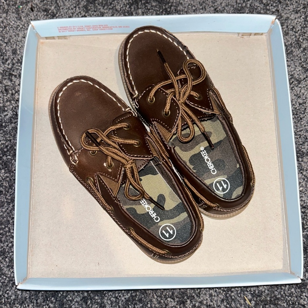 Boys brown Cherokee faux leather boat shoe. 11